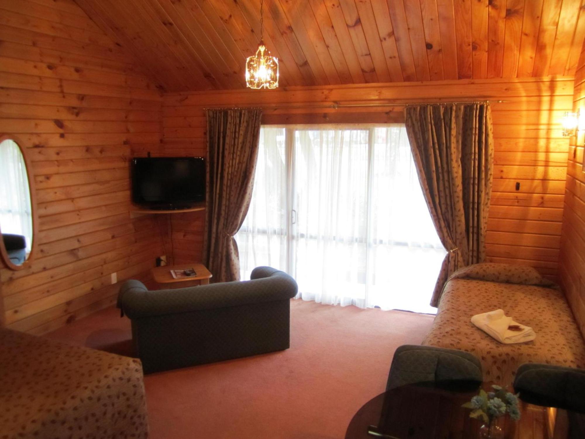 Alpine Lodge Motel Hanmer Springs Esterno foto
